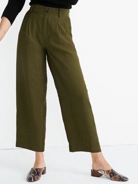 Madewell high rise drapey cropped pleated pants in olive size 8P NWT
